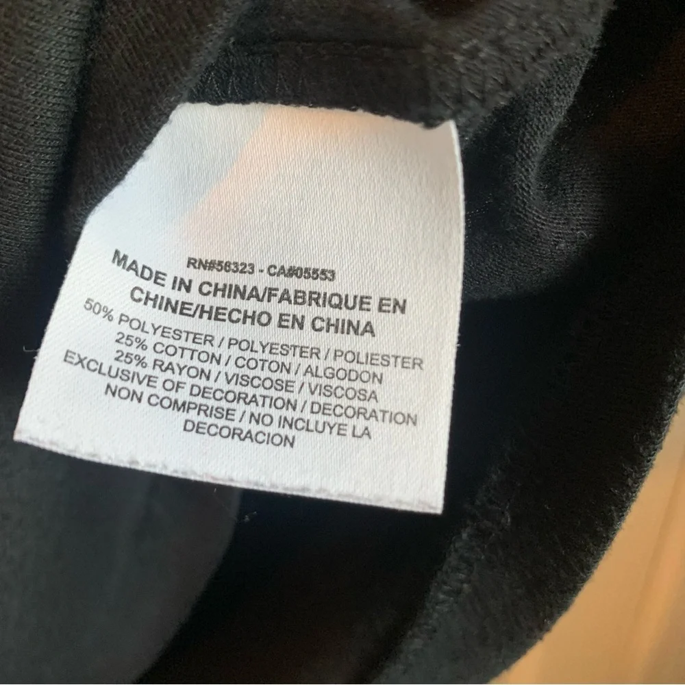 Nike Scoop Neck Loose Fit Tee, size S - Picture 4 of 6